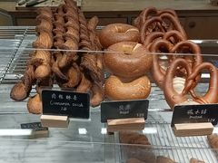 -麦田工坊(月湖店)