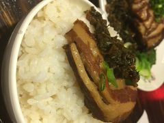 -张氏宽窄巷成都名小吃(茂业百货华强北店)