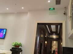 -王府井酒店(金桥港湾店)