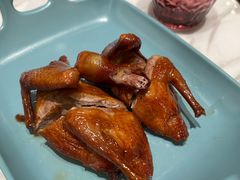 新宝脆脆皮乳鸽-新世界餐厅(万达店)