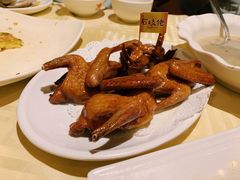 驰名石岐乳鸽-石岐佬中山菜馆(张溪店)