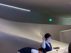 -涨巢·潮玩水疗局