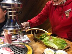 -青瓦炭韩潮烤肉(花园道店)