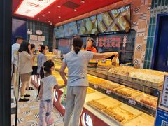 面包甜点陈列柜-東更道点心行(利客来店)