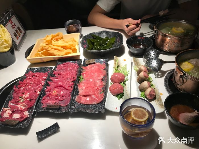 为什么牛现切牛肉火锅(丽影广场店)