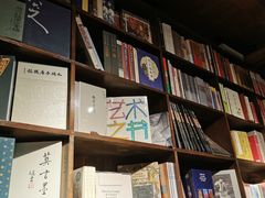 -良友书坊(安徽路店)