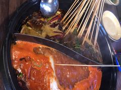 -签多多串串香火锅