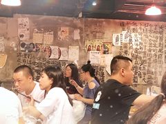 -鲜入围煮花胶鸡海鲜火锅