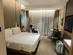 -广州高铁南站亚朵酒店