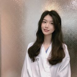 -BULB STUDIO 巴柏明星发型工作室