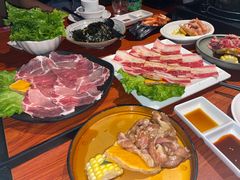 -山之屋炭火烧肉·生啤畅饮(大朗万科中央公园店)