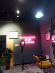 -MOVAN  HAIR莫凡匠人发型屋