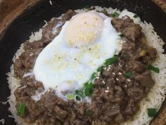 窝蛋牛肉煲仔饭-红星光发煲仔饭(大石街店)