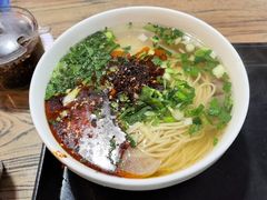 -陇上全荟兰州传统牛肉面(延吉路店)