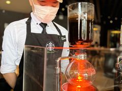-星巴克臻选(济南万达店)