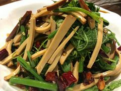 -老兰家传统烧烤炒菜泡馍(小南门店)