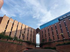 -香港理工大学