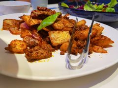 馕丁炒烤肉-阿里疆Alijiang·丝路美食·异域风情·清真(长楹天街店)