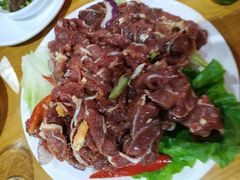 -五指山生态小黄牛(皮皮虾海鲜广场店)