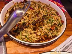 -山河屯铁锅炖(哈西站店)