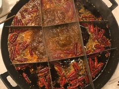 -山城年华老火锅(玉林店)