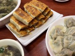 -小街锅贴(护国寺店)