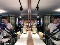 -Libertines barbershop 浪子理发店