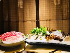 -余欢领鲜火锅(新街口店)