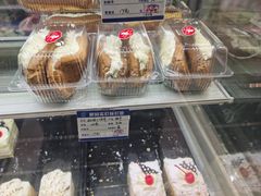 -白玉兰食品(中山公园龙之梦店)