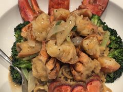 -万龙洲海鲜(大兴绿地缤纷城店)