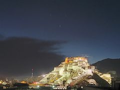 -平措康桑·和牛自助观景餐厅(布达拉宫店)