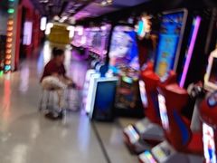 -嗨翻Hi-Fun竞技主题乐园·蹦床团建生日轰趴(荆川 国光1937店)