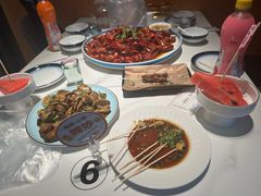 -嗨辣小聚·盘锦河蟹·海鲜烧烤龙虾(盘锦十年好店)