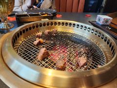 -铭牛烧肉·和牛海鲜自助(高新月牙湖店)