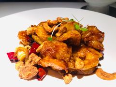 宫保虾球-麻六记(新天地店)