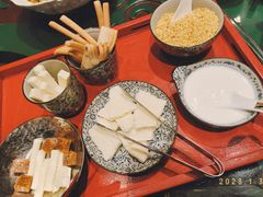 -九十九顶毡房(阜石路店)