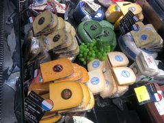 -Olé精品超市(上海虹桥南丰城店)