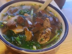 -禧凰·老上海白斩鸡辣肉面店