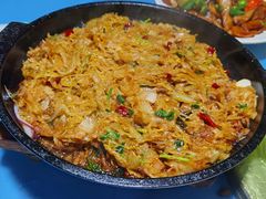 铁板酸菜-老多饺子馆