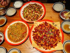 -泥糊破店小酒馆·团建聚餐(南京西路店)