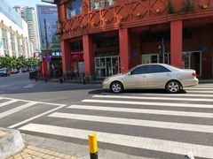 走进门面-八珍·广式煎饺·广州老字号(北京路总店)