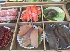 -娜姐鲜牛肉串串火锅(藏龙岛店)