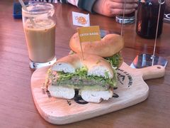 吞拿鱼船长-Catch Bagel(芳草地店)
