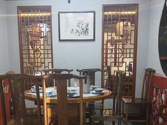 -乡土黄·鲜牛肉火锅·小龙虾(兴业街店)