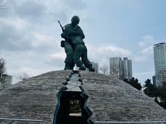 -韩国战争纪念馆