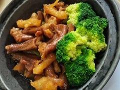 鹅掌扣蹄筋（例）-老字号蛇口德记烧腊饭店·海鲜加工