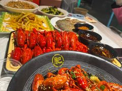 -肥肥虾庄·金牌油焖大虾(首义路店)