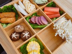 -轻蔬不用等·素食(江苏路店)