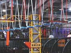 -嗨翻Hi-Fun竞技主题乐园·蹦床亲子生日轰趴(国光1937店)