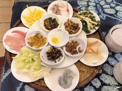 -桥香园云南过桥米线(金马碧鸡店)